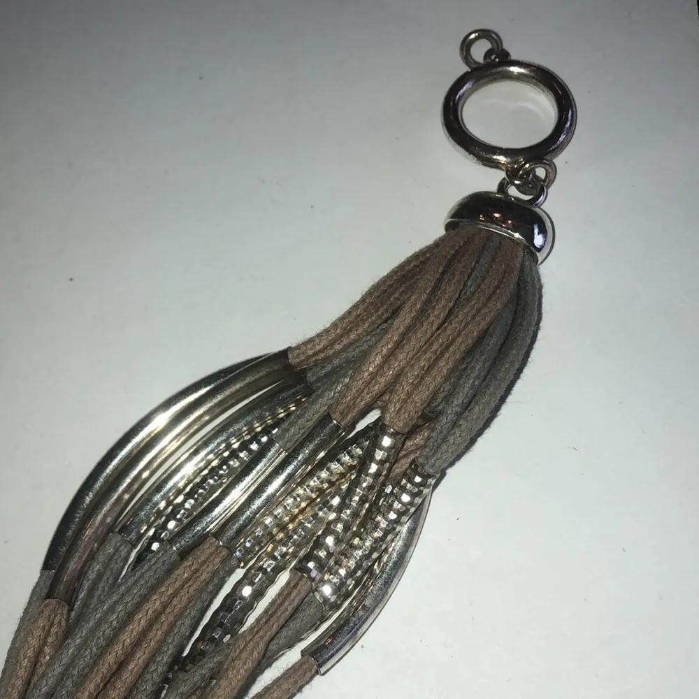 Silver Tone Neutral Light Tone Multi Strand Toggle Closure Boho Bracelet - Image 8