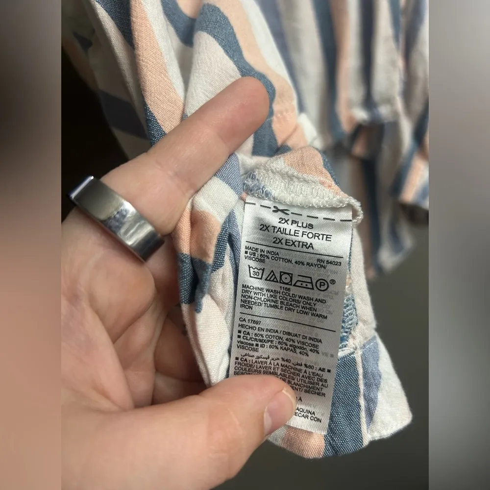 Old Navy Flutter Sleeve Tank Top - Image 7