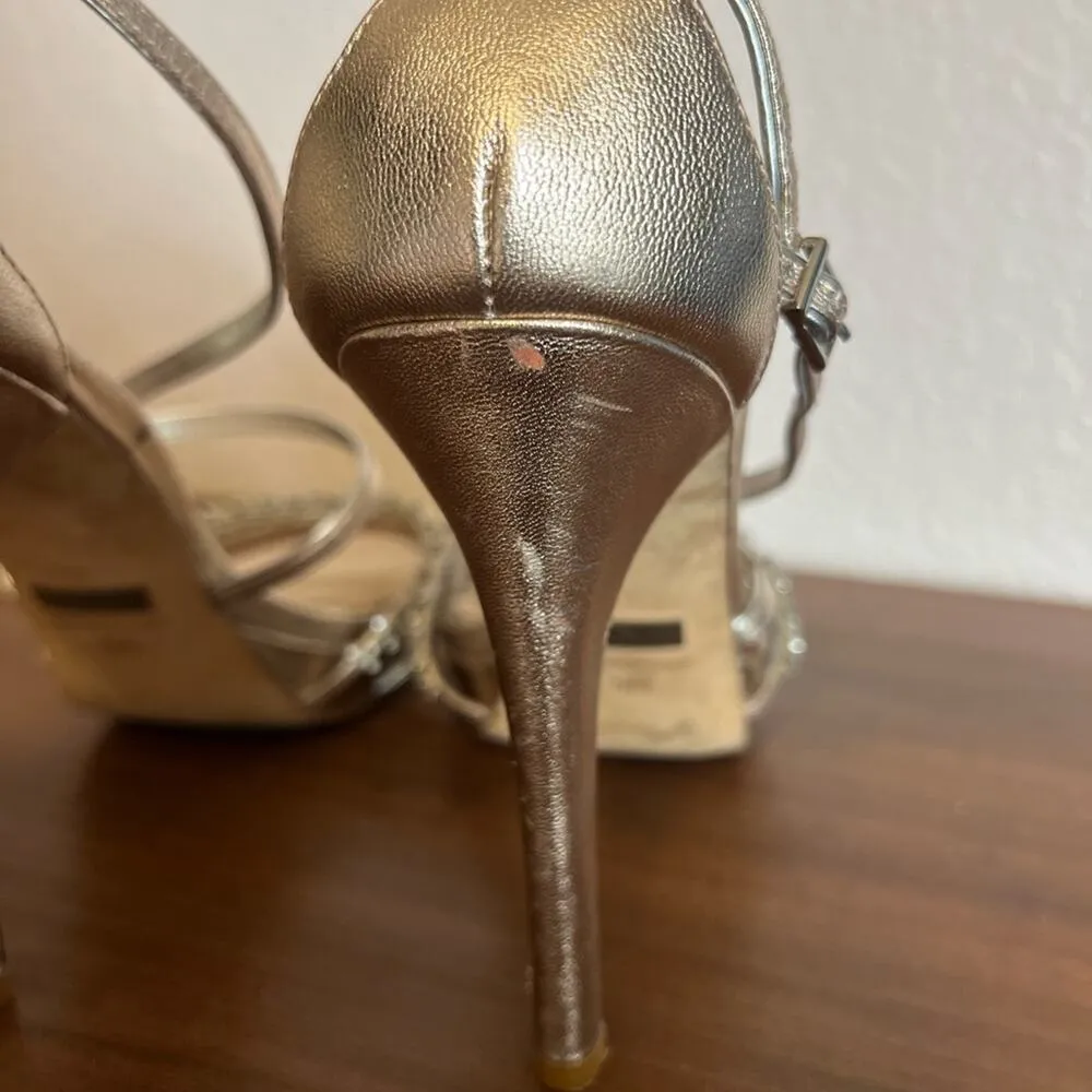 Women’s Badgley Mischka Silver Strappy Heel Size 9M - Image 5