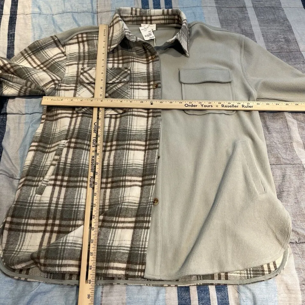 Allie Rose women's L pocketed collard long sleeve shacket NWT - Image 3