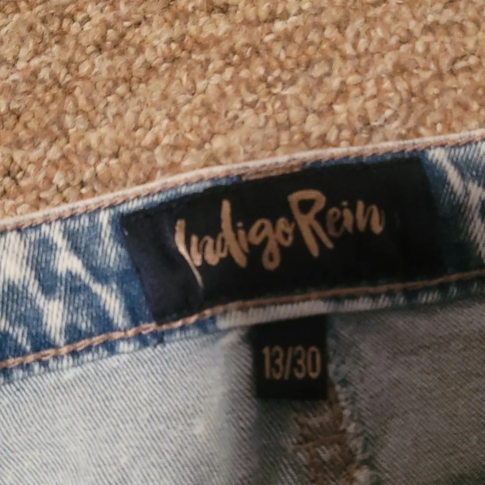 Indigo Rein Super High Rise Straight Leg Jeans SIZE 13/30 - Image 3