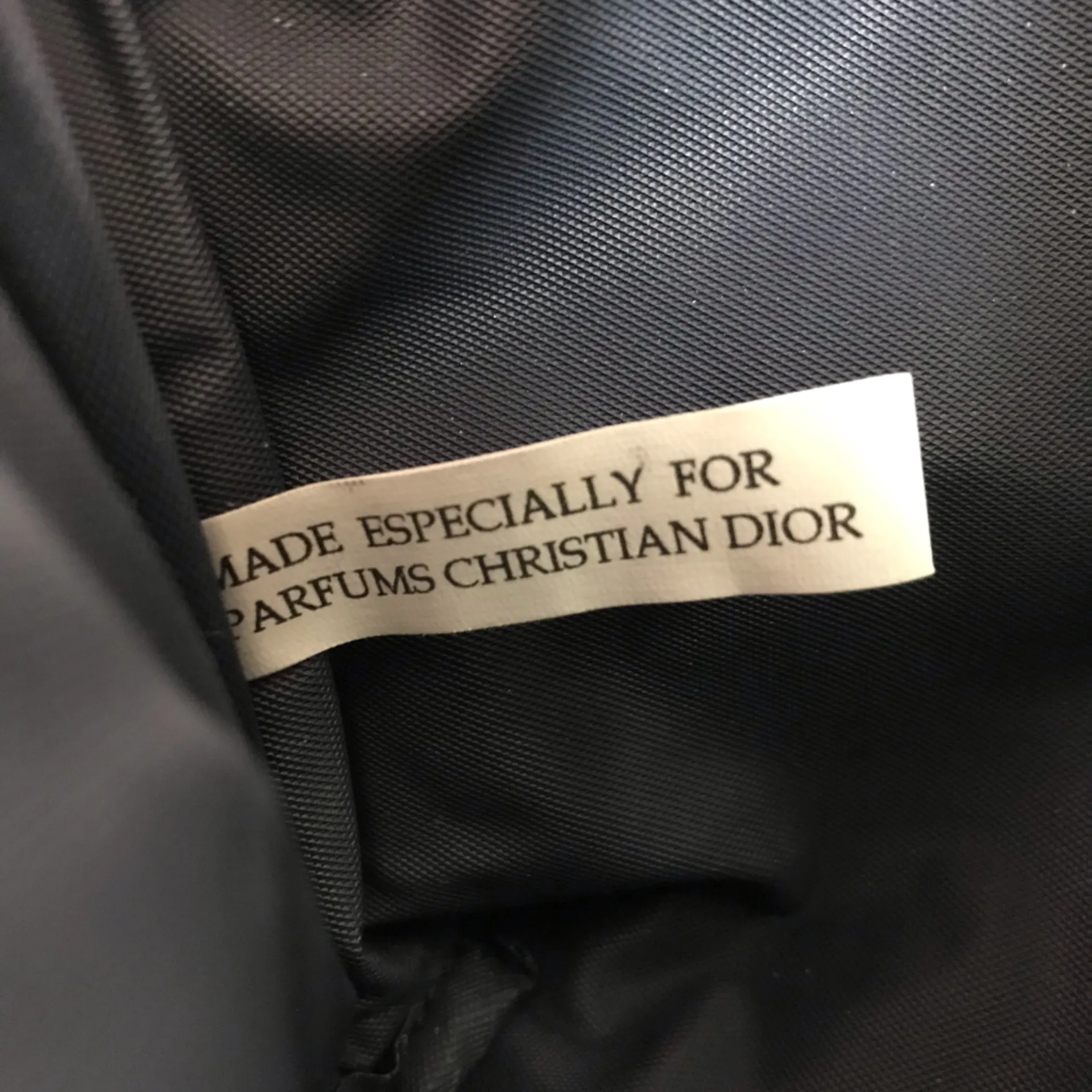 Christian Dior Parfums Clamshell Navy Zipper Pouch - Image 8