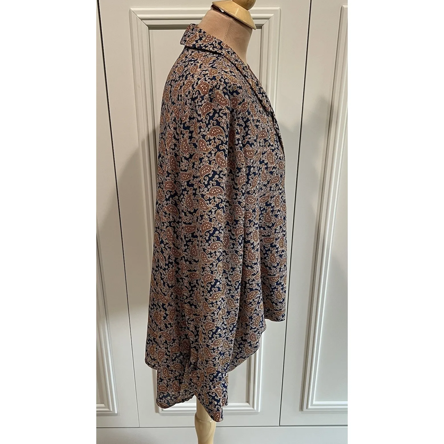 Gibson Paisley Faux Wrap Blouse High Low Preppy Career Classy Officewear‎ - Image 3