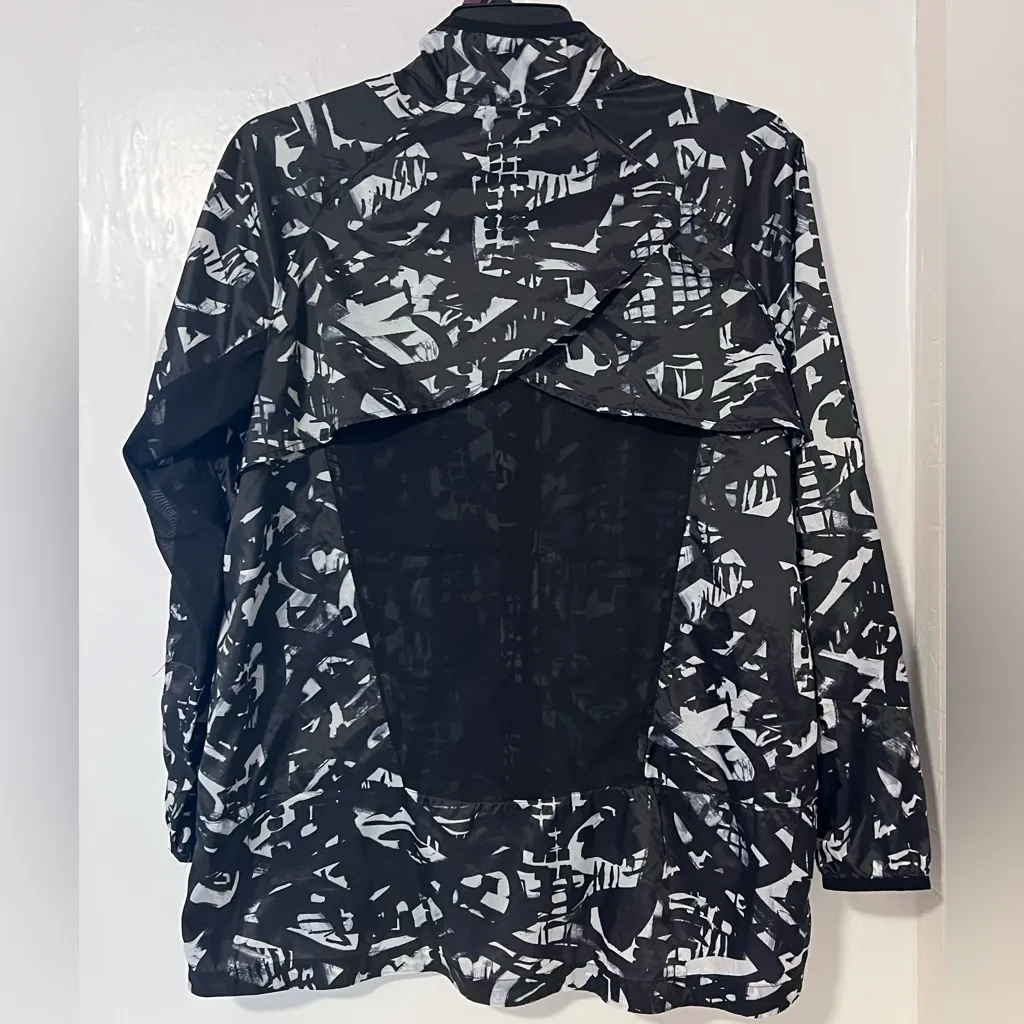 Rise by lularoe  windbreaker jacket size xlarge - Image 2