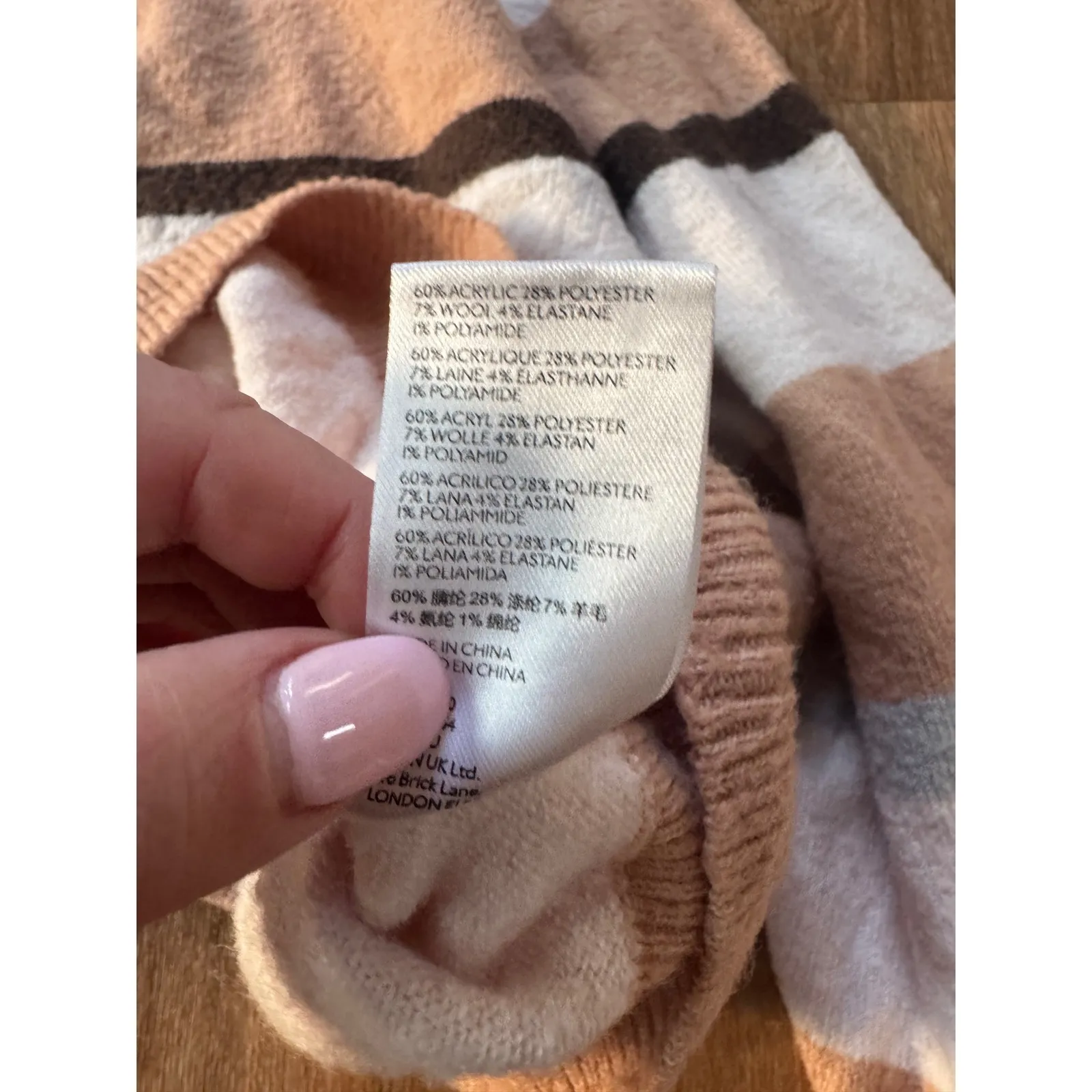 Urban Outfitters Striped Knit Sweater Women's Small Crew Neck Long Sleeve Beige - Image 5