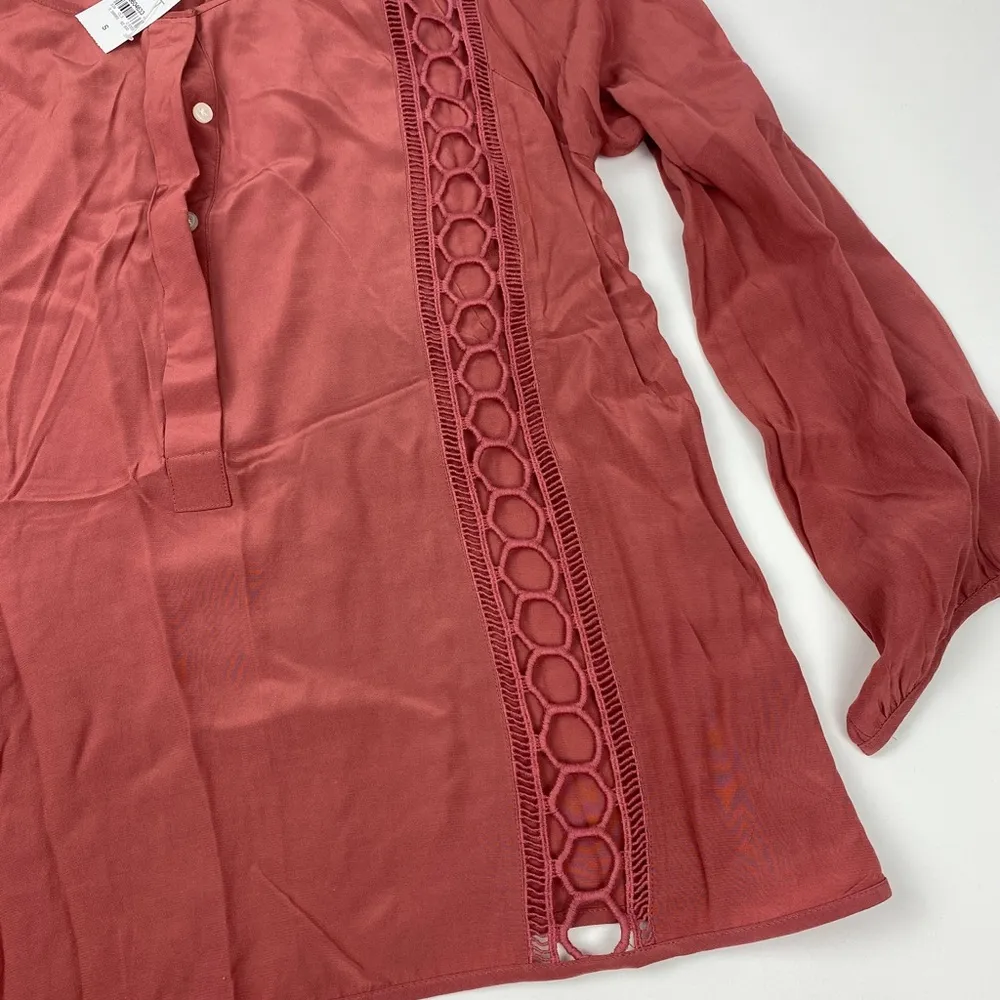 LOFT Pink Embroidery Design NWT Blouse Size S Women’s - Image 3