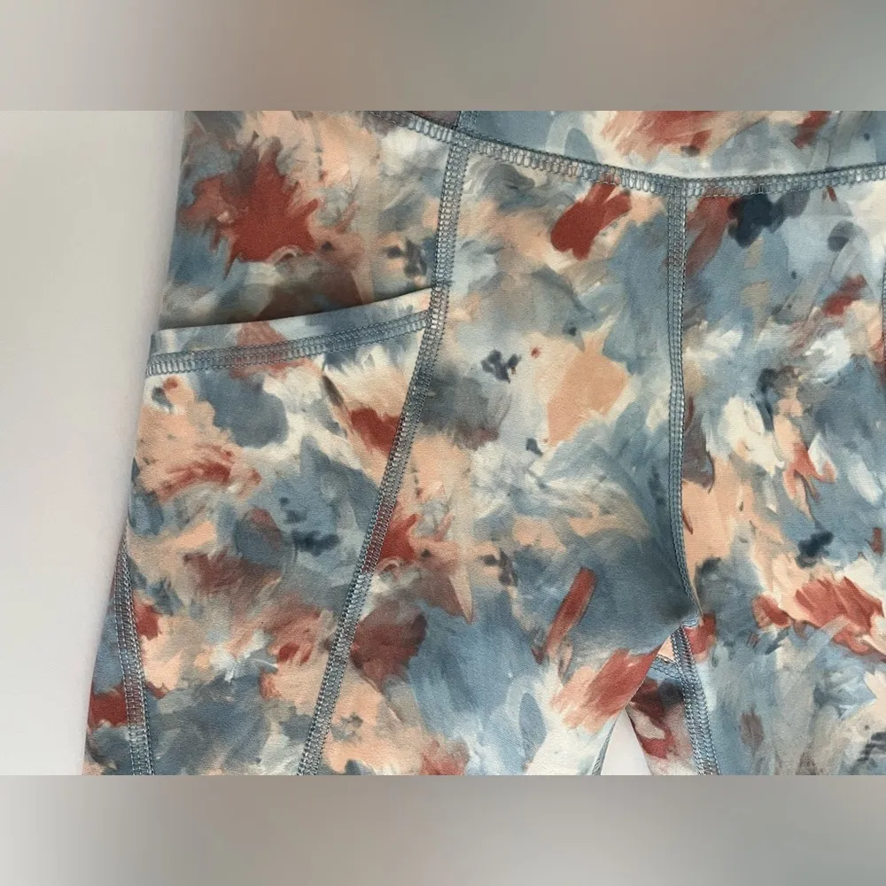 Freely Active Wear Leggings Size S - Image 4