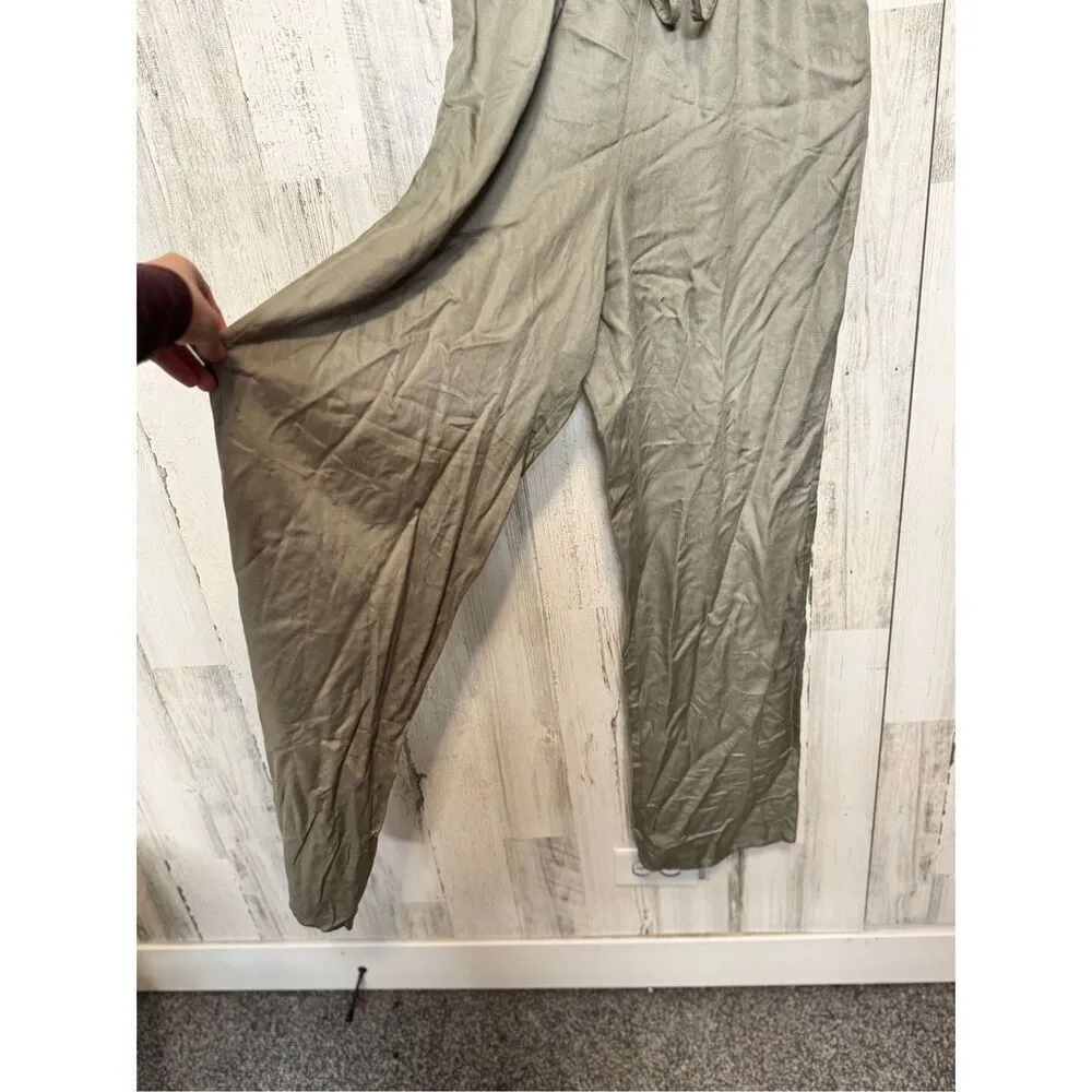 Green jumpsuit size small - Image 3