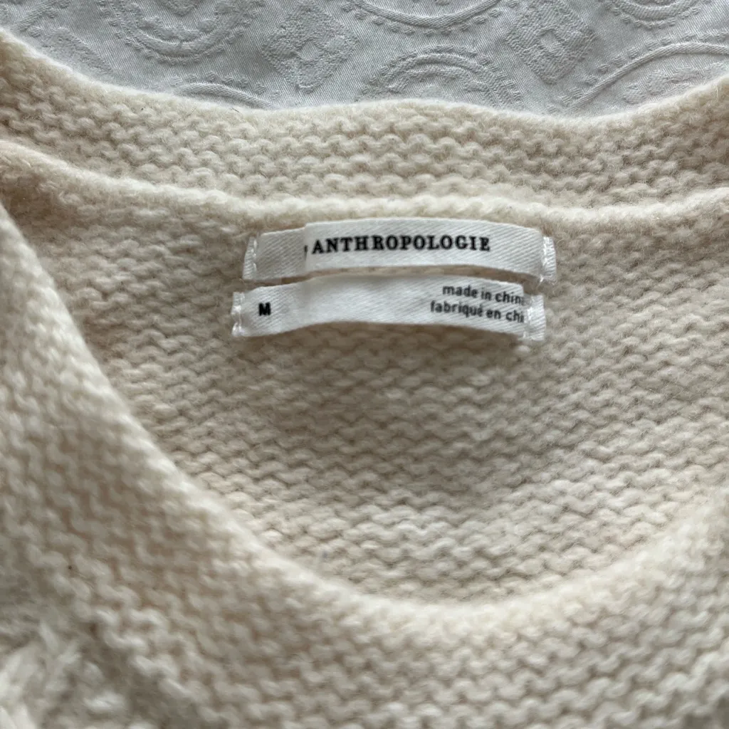 Anthropologie wool cream puffy sleeve size medium sweater - Image 4