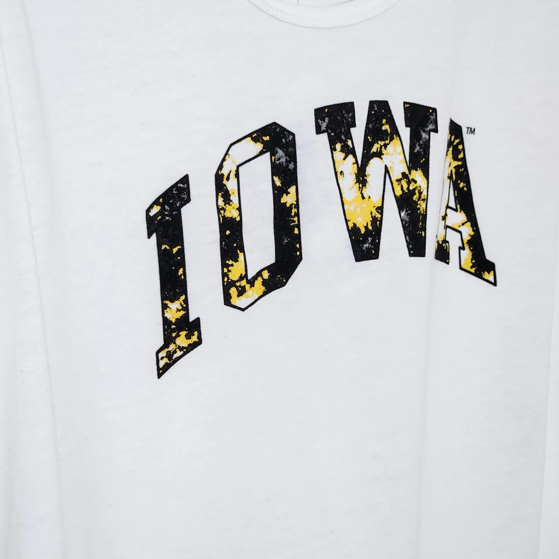 Zoozatz Cropped White Iowa Graphic Tank Top NWT Sz XL Iowa Hawkeyes Tank Top - Image 3