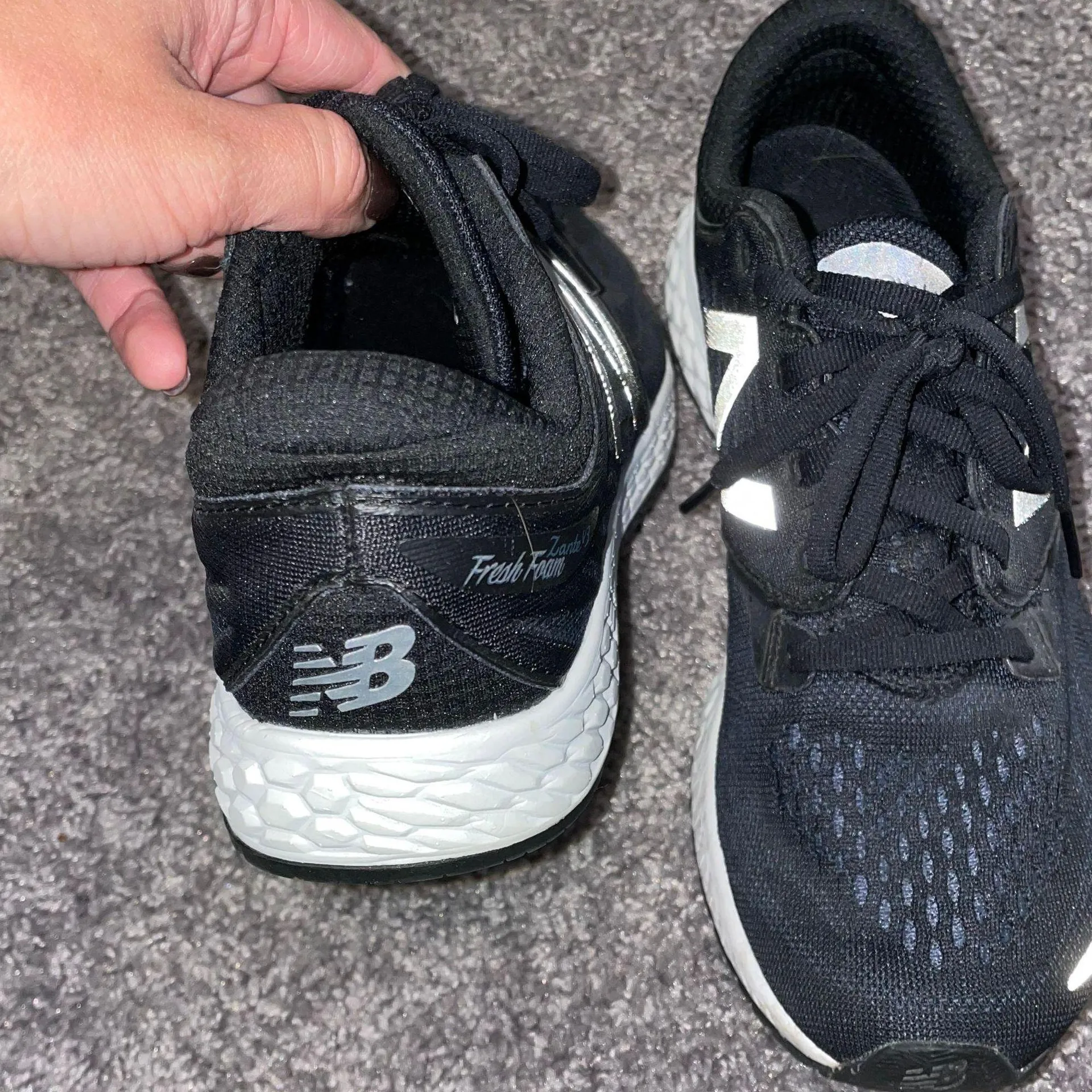 Tennis Shoes - Image 4