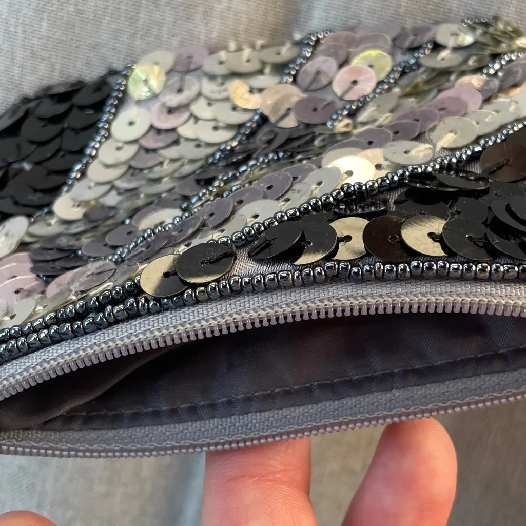 Sequin Wallet Zipper Coin purse, Black and Silver coinpurse, shiny gift glam - Image 4