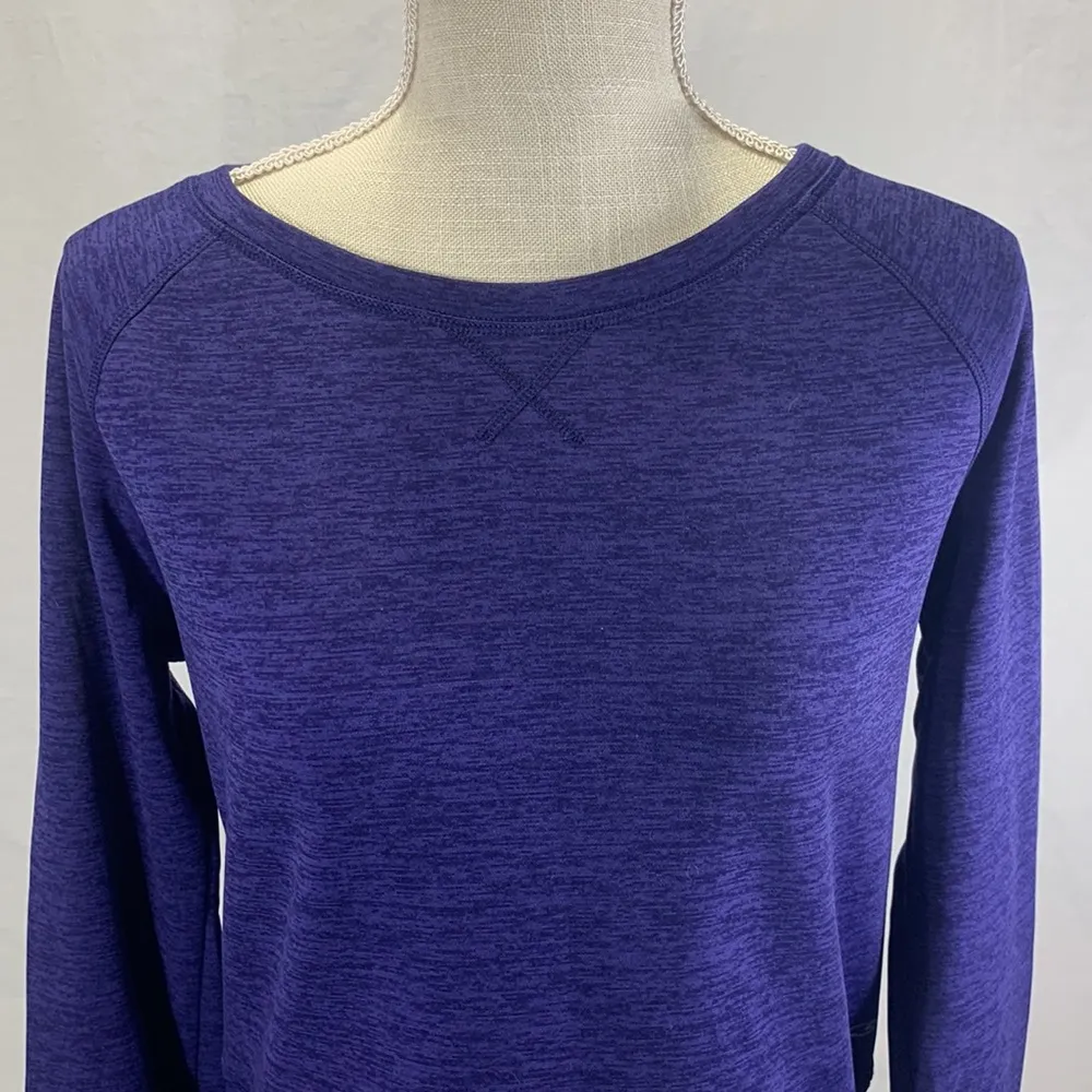 C9 by Champion Duo Dry Lightweight Cropped Blue Violet Sweatshirt Size M… - Image 2
