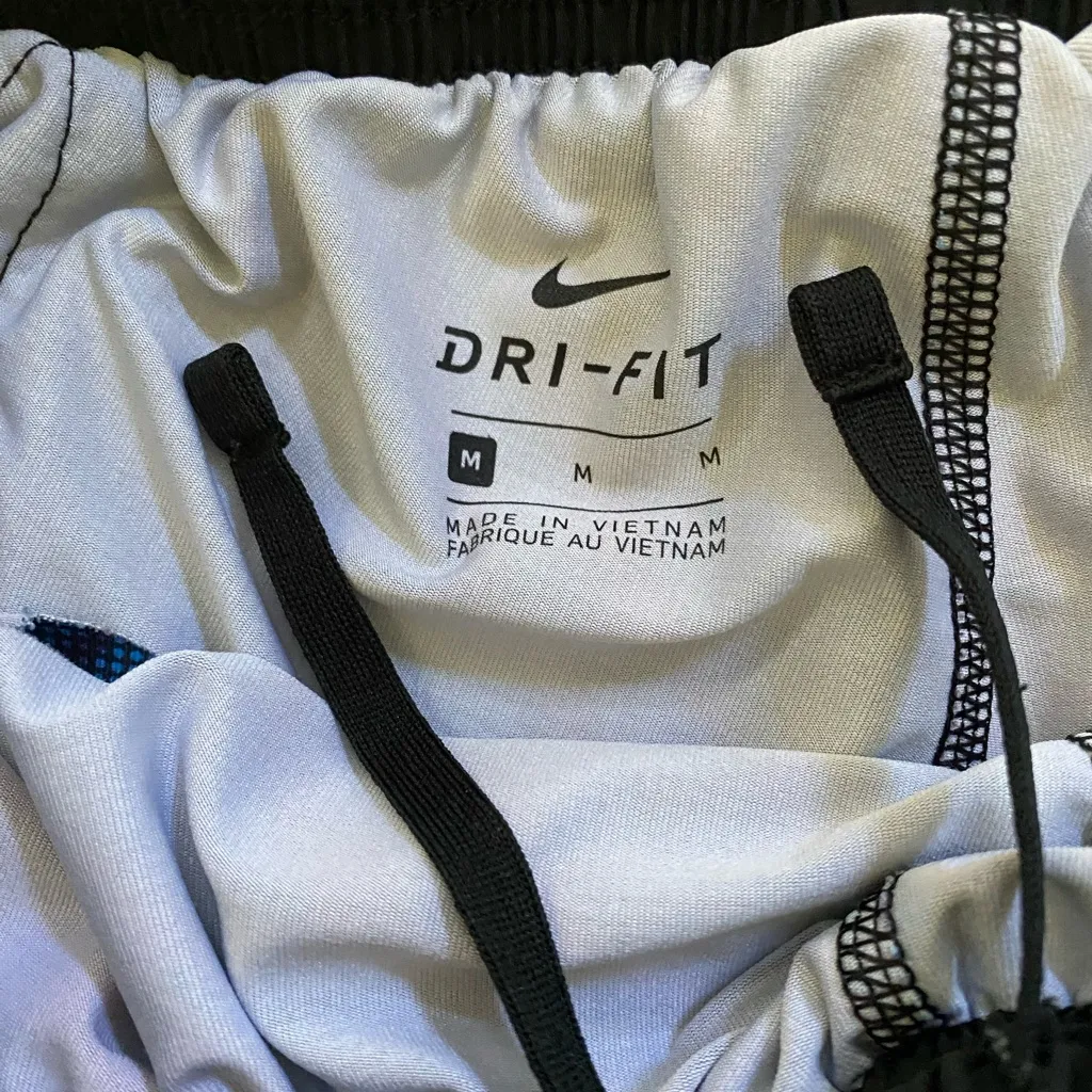 Nike Tempo Dri‎ Fit Women’s Sz M Black/Cobalt Blue Athletic Shorts - Image 3