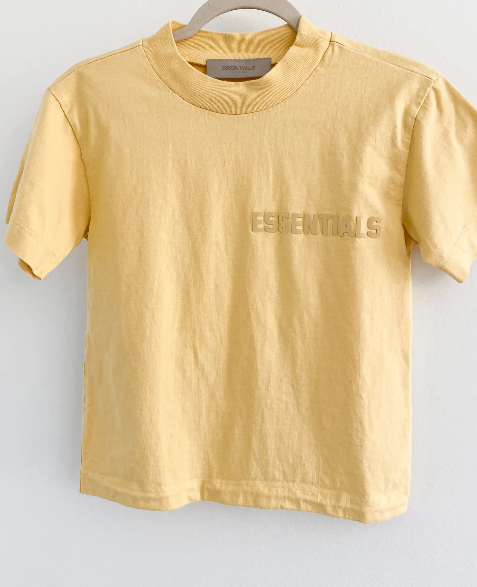 Fear of god Essentials Boxy Cotton Tee Light Tuscan - Image 2