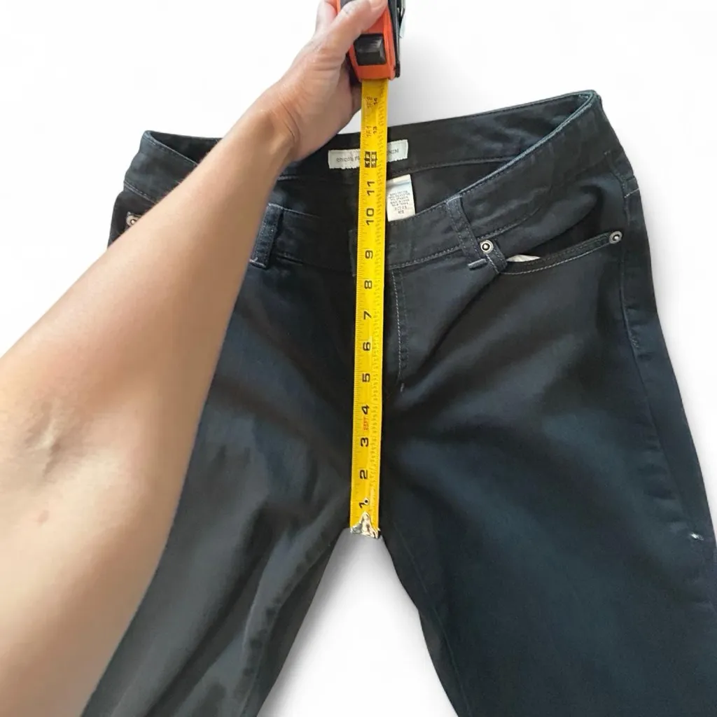 Used Chico’s Platinum Denim Black Straight Leg Jeans Women’s Size 0.5 - Image 5