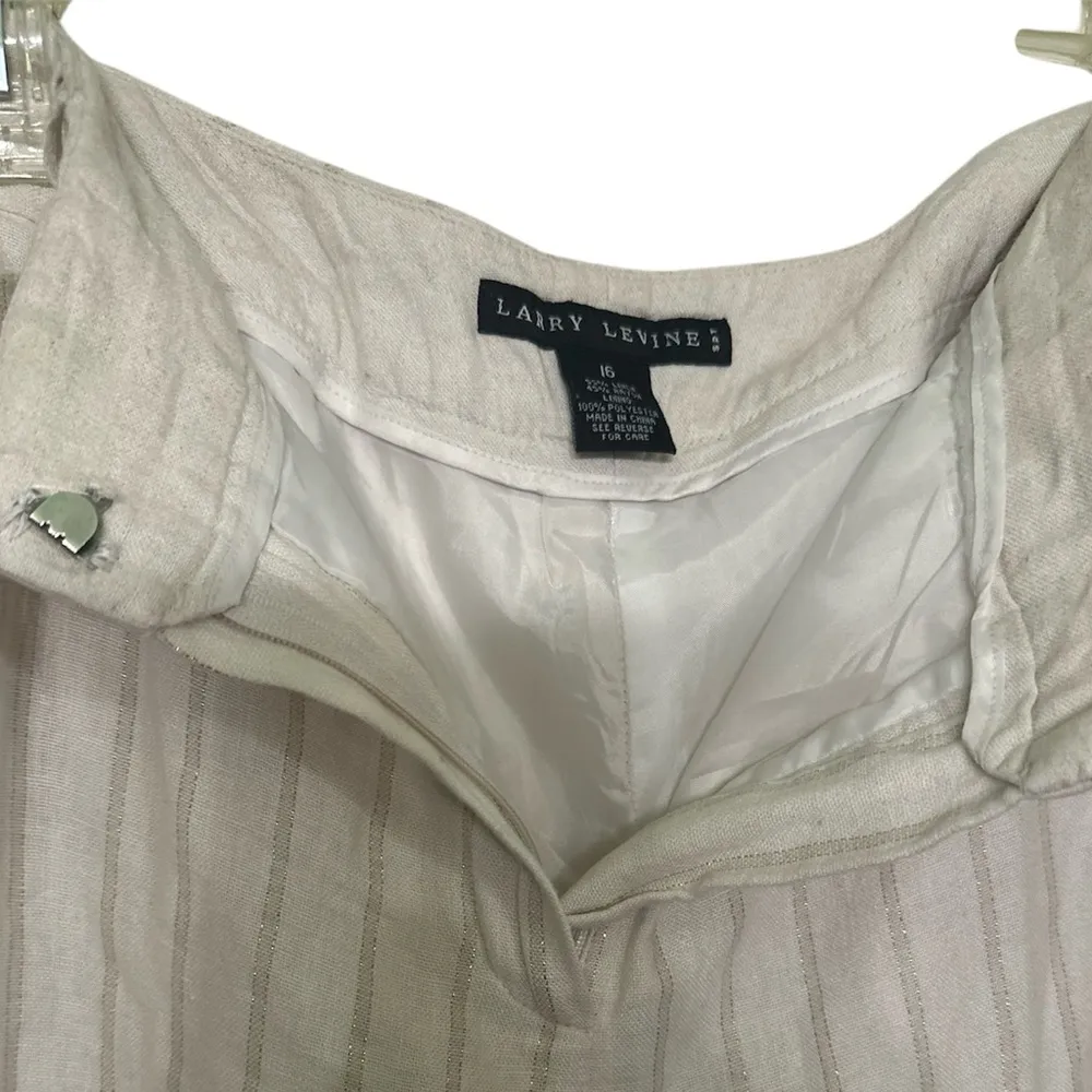 Larry Levine Beige Striped crop pants - Image 3