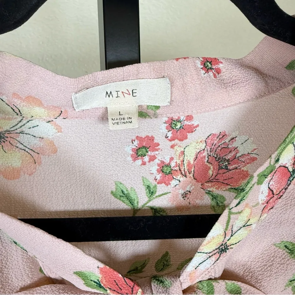 Women’s Large Lightweight Stretch Blouse Pink Floral Spring Summer Office Ruffle - Image 4