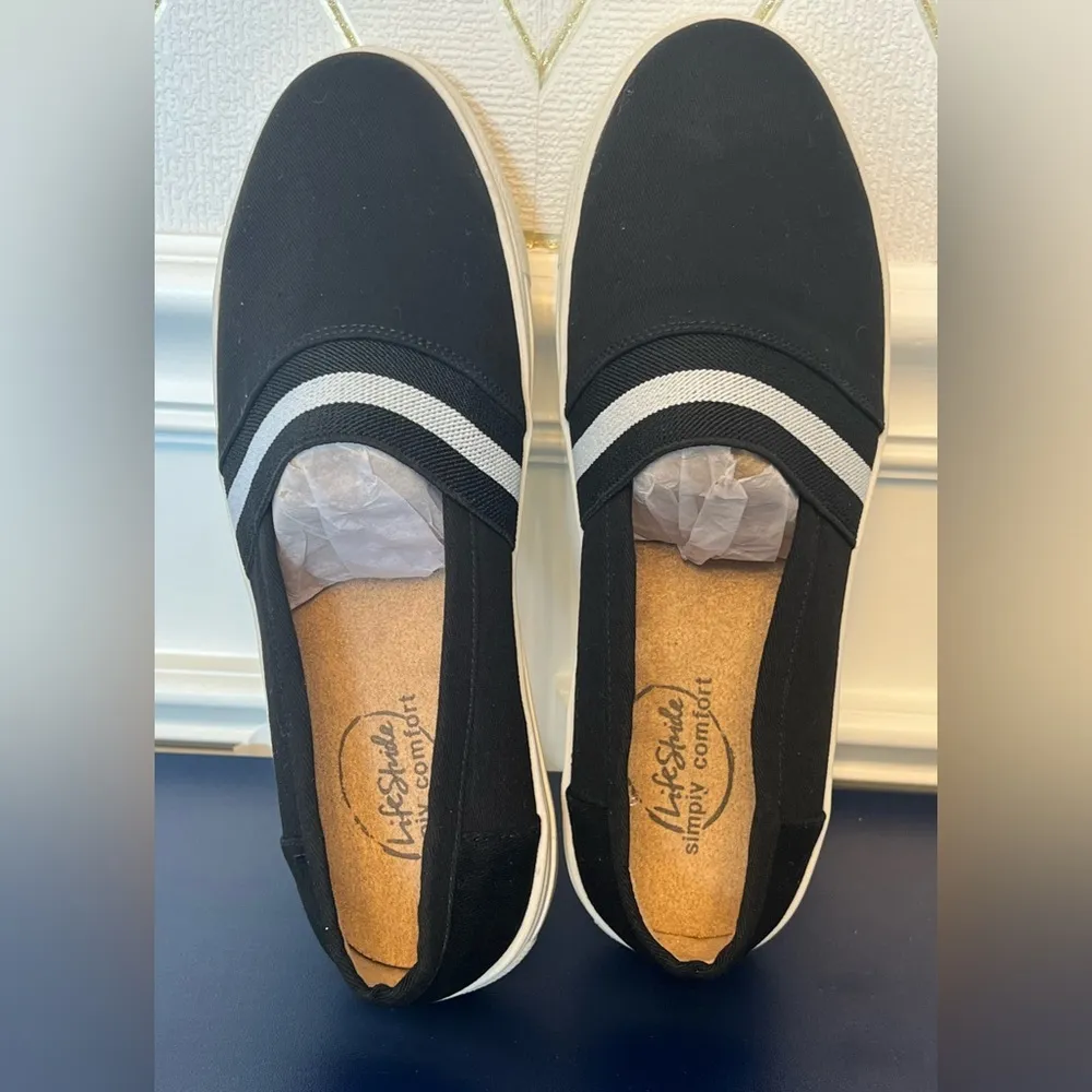 Women's Life Stride Stockton Canvas Black & White Shoes Size 7 - Image 5