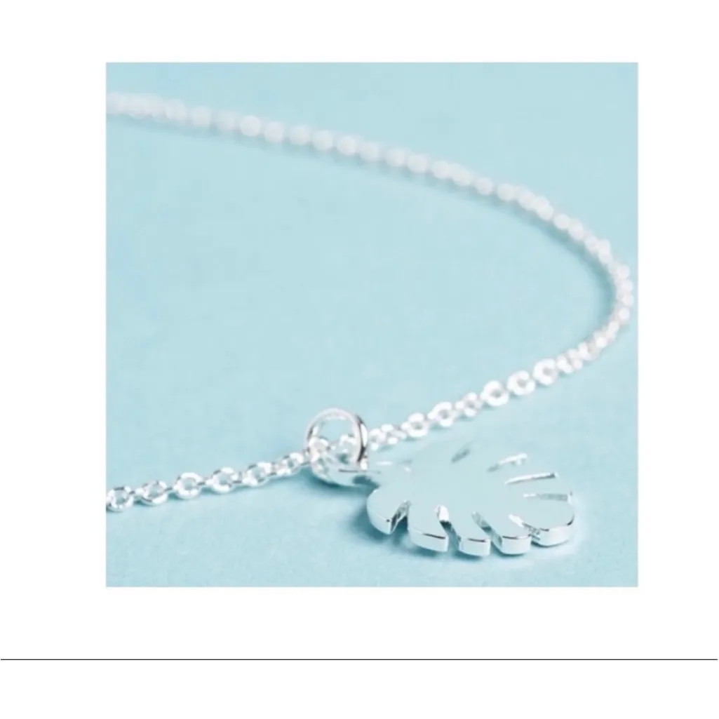 NWT Misha Hawaii‎ Silvertone Palm Leaf Pendant Necklace Silver - Image 2