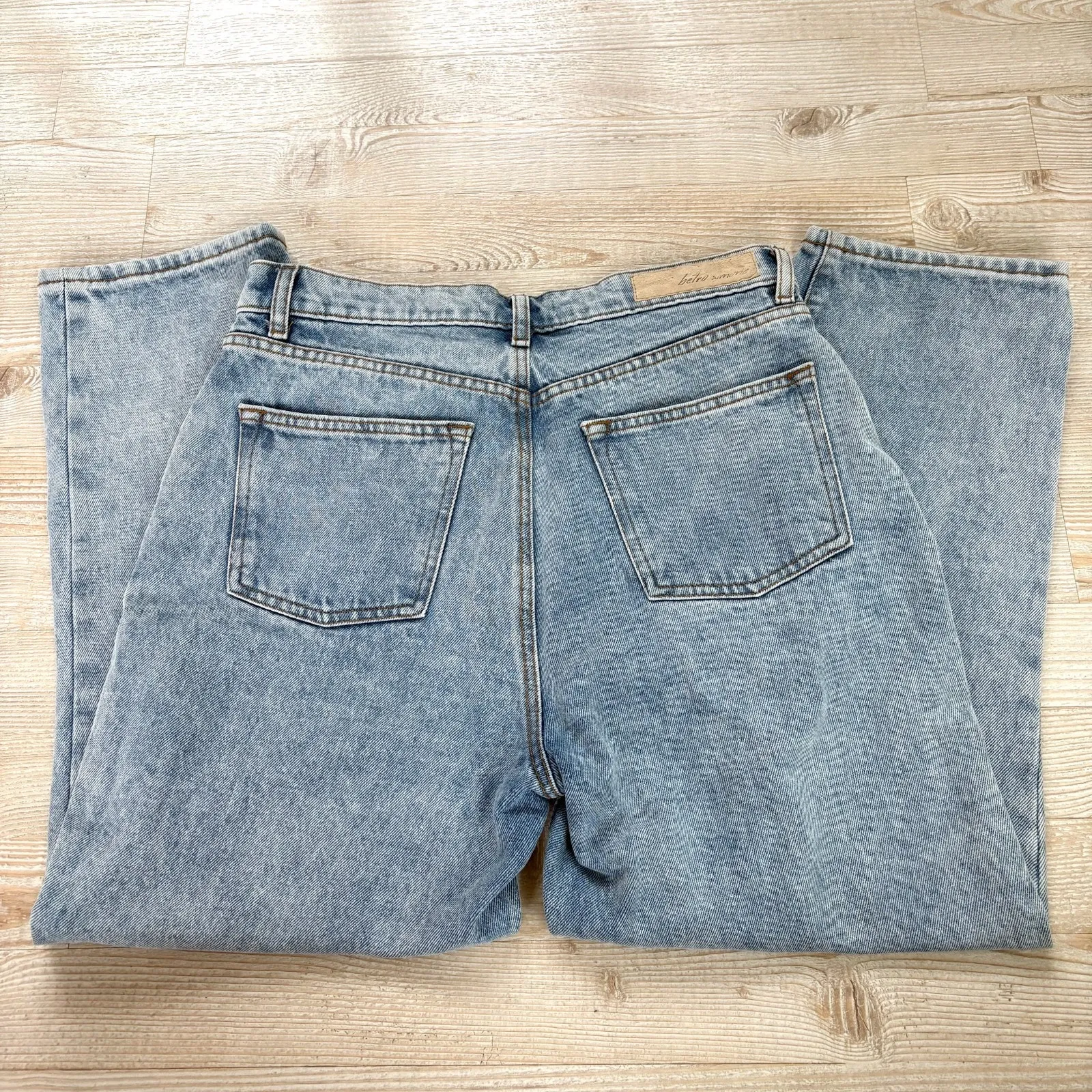 Betro‎ Simone Stone Washed High Waist Tapered Jeans | Size 29 - Image 5