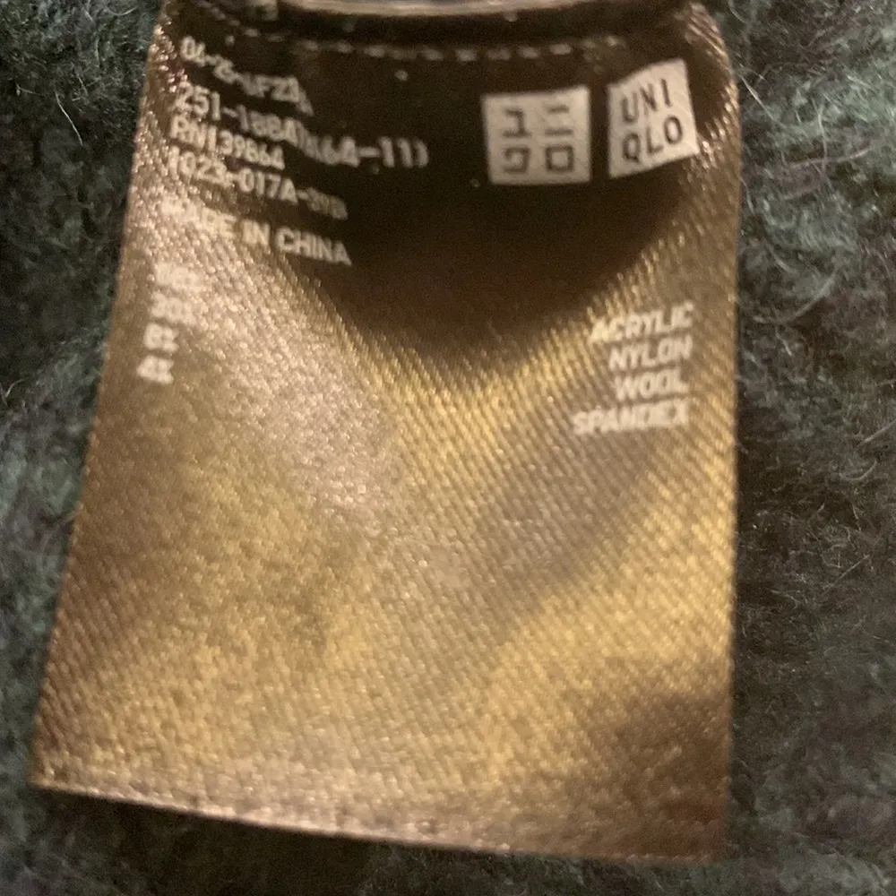 soft cozy funnel neck sweater deep green S - Image 7