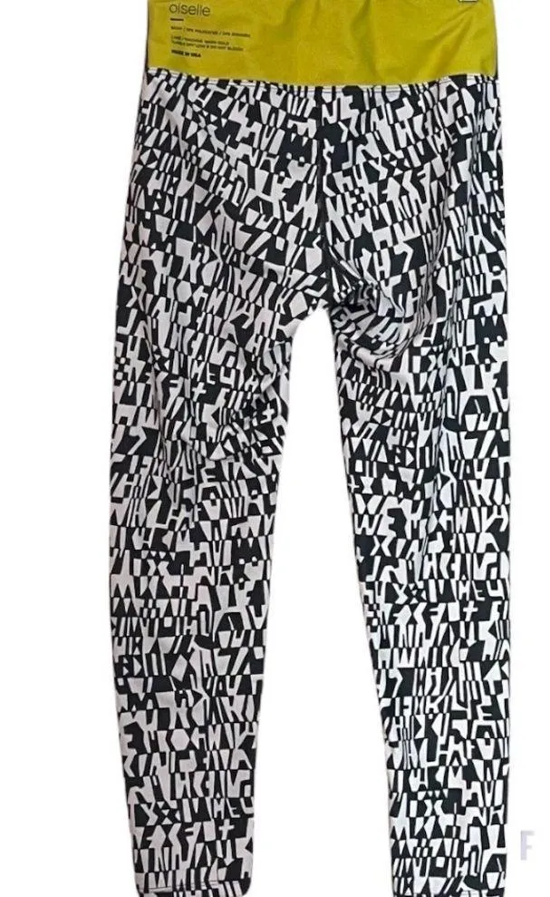 Oiselle Geometric Print Print Crop Leggings Size Small - Image 2