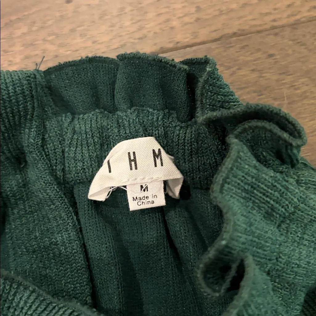 THML Green Puff Sleeve Knit Top Sz M - Image 9