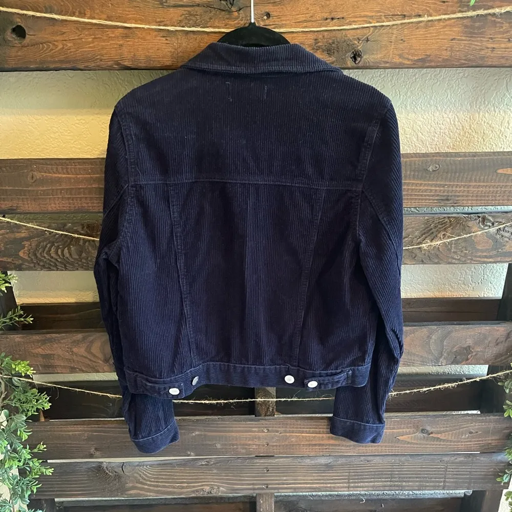 Forever 21 corduroy cropped jacket - Image 3