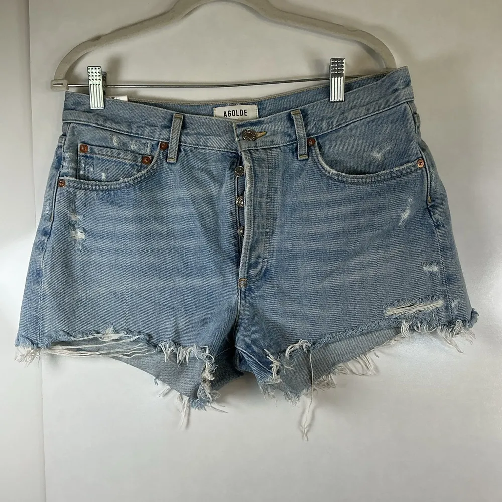 Agolde Light Blue Distressed Denim Shorts A0365 - Image 2