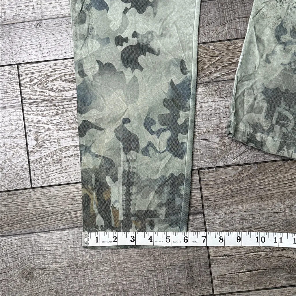Bella Amore “Wake Up And Smell The Inspiration” Green Camouflage Joggers - Image 8