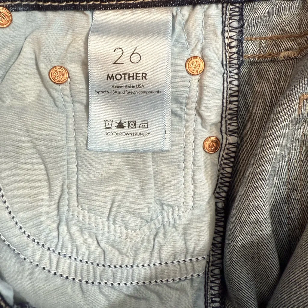 Mother Denim The Looker No Play Skinny
Dark Wash Jeans - Image 6