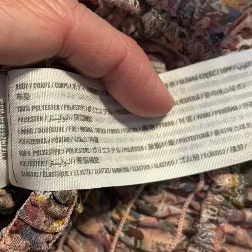 Abercrombie & Fitch A&F Floral Smocked Blouse Top Size L - Image 4