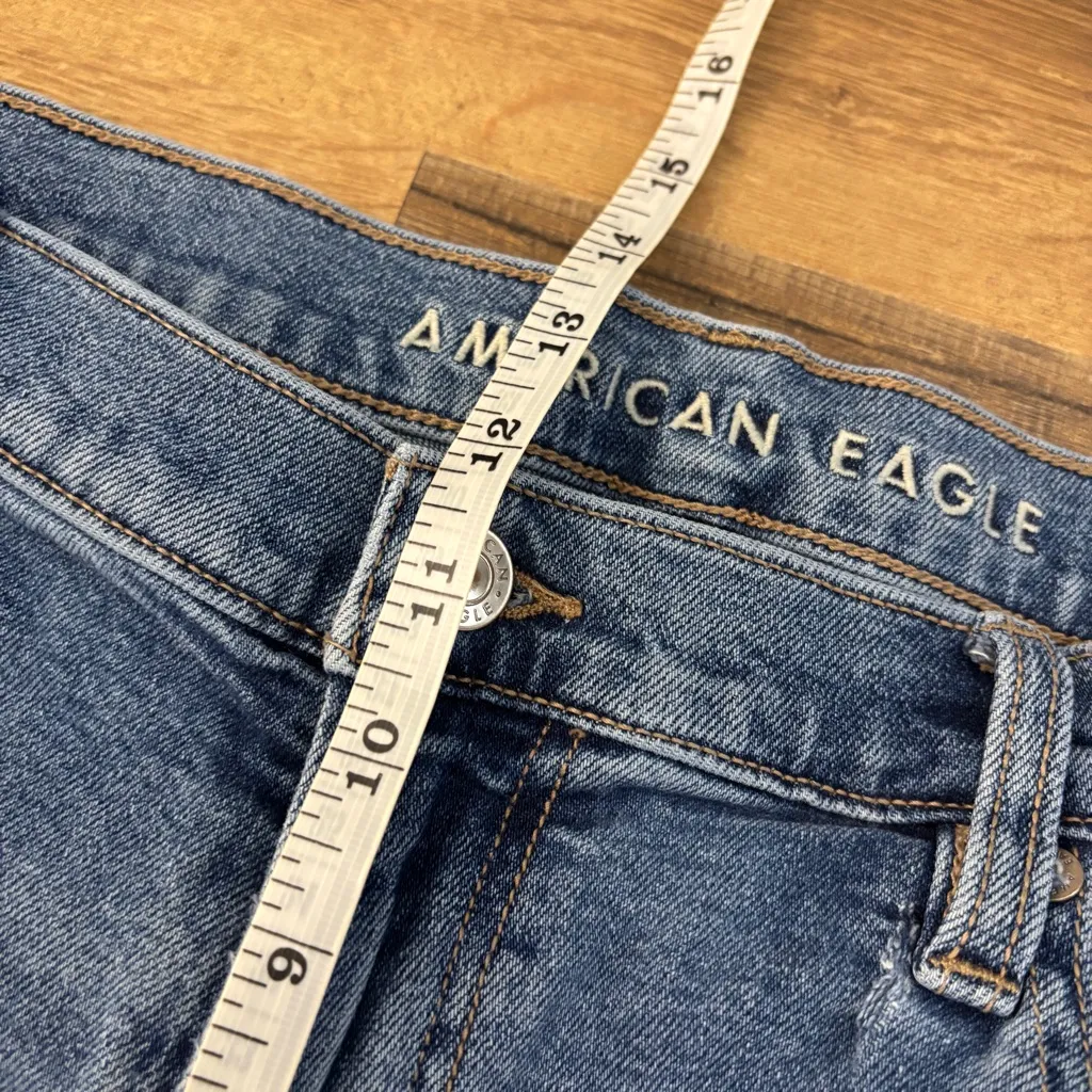 American Eagle 90’s Straight Medium Wash Denim Jeans - Image 7