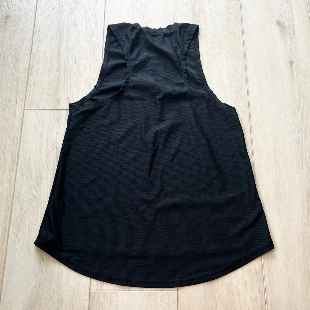 NUX Lightweight Tank Top Size Small Black - Image 4