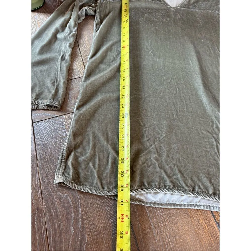 CP Shades NWOT Long Sleeve Velvet Mini Dress in Green Size Small - Image 10