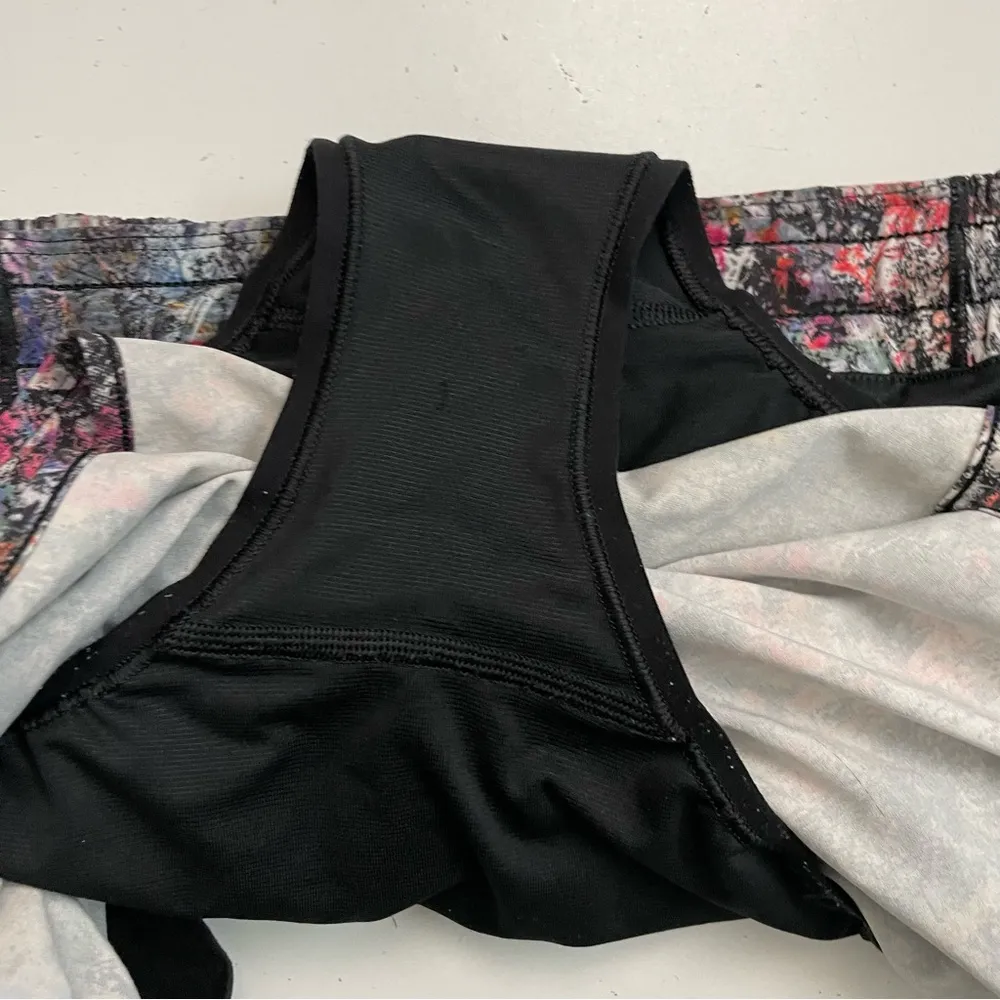 Lululemon Hottie Hot Short Reflectors Built In Liner Mesh Vitalize Multi 12 Tall - Image 7