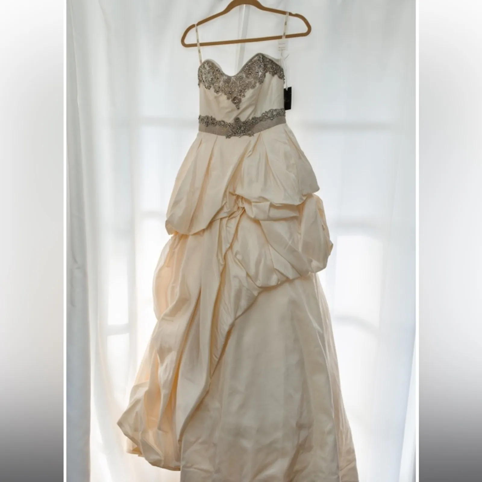 Victor Harper wedding gown 109 - Image 4