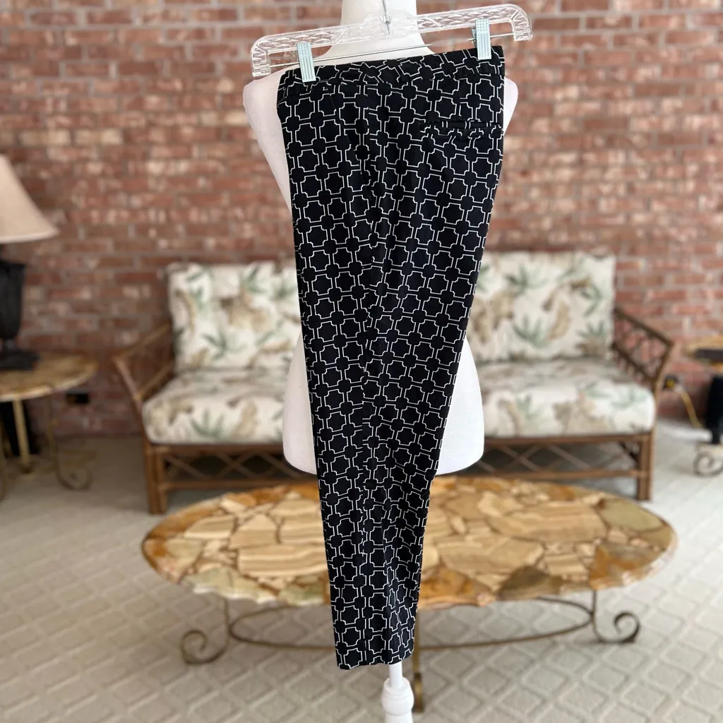 Amanda + Chelsea Pants Cropped Black Tapered Midrise Puzzle Ankle 4 Work Casual - Image 10