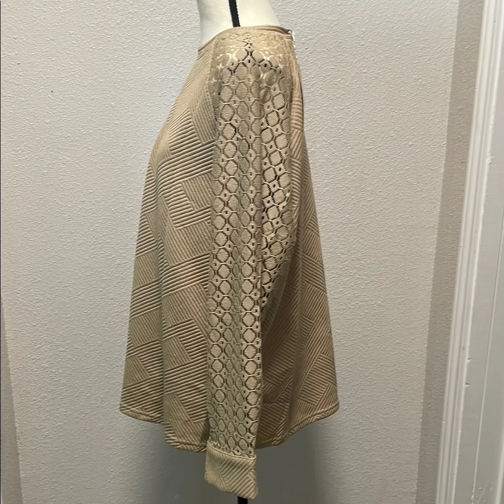 Tan and Cream Boxy Long Sleeve Sweatshirt Size XL - Image 2