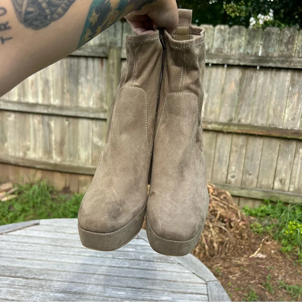 Melrose‎ and Market Emerson Platform Bootie size 10 - Image 8