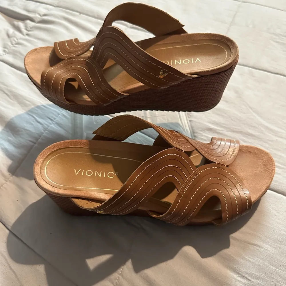 Vionic  Brown Wedge Sandals - Image 6