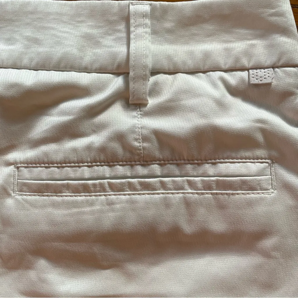 Puma Athletic White Golf Shorts Women’s Size 6 Sport Lifestyle - Image 9