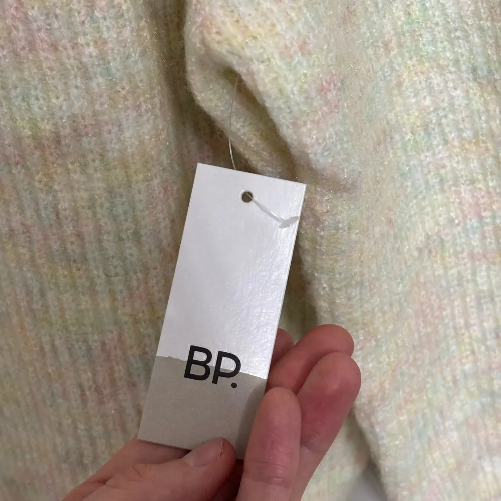 NWT BP Nordstrom Crewneck Sweater in Pastel Rainbow Knit - Size XL - Image 7