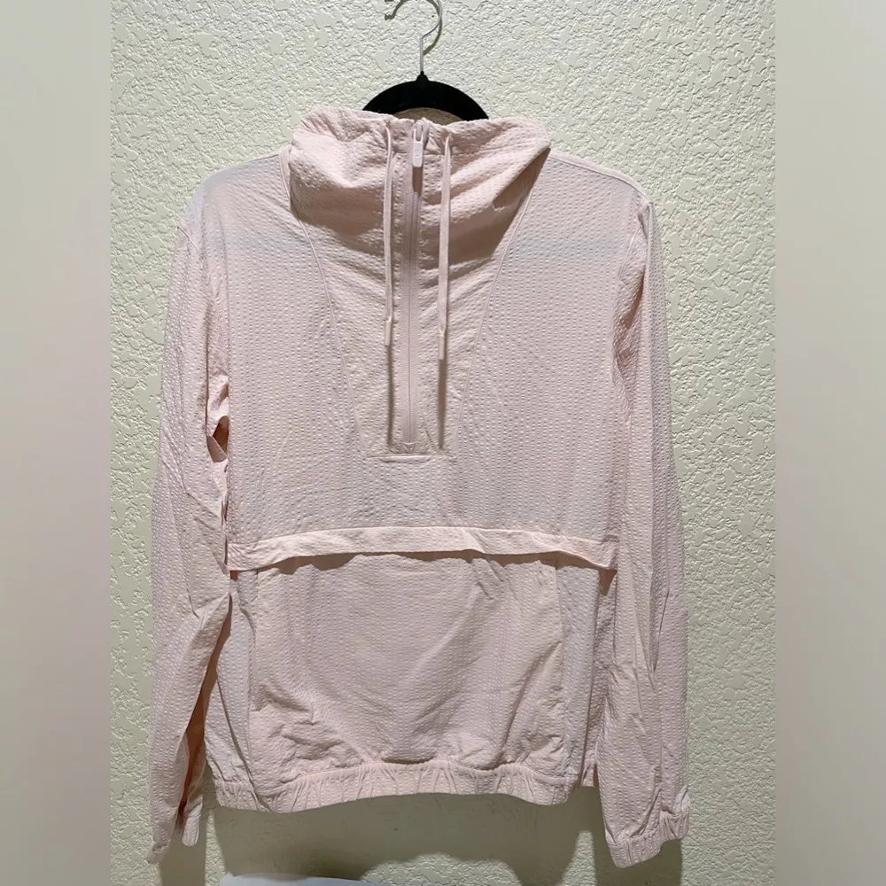 Lululemon Pack Light Pullover Light Pink Jacket  Size 4 - Image 6