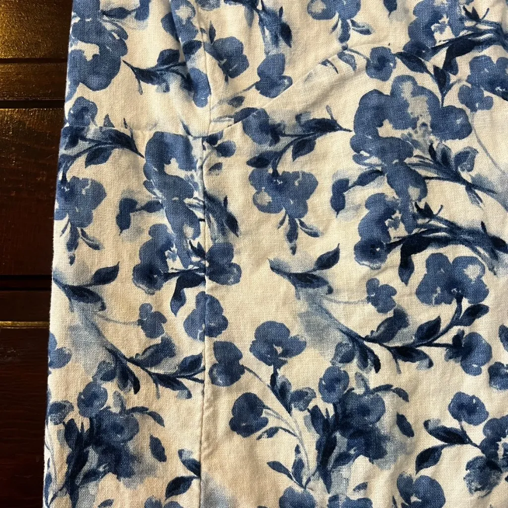 Abercrombie & Fitch Blue and White Floral Mini Dress - Image 2