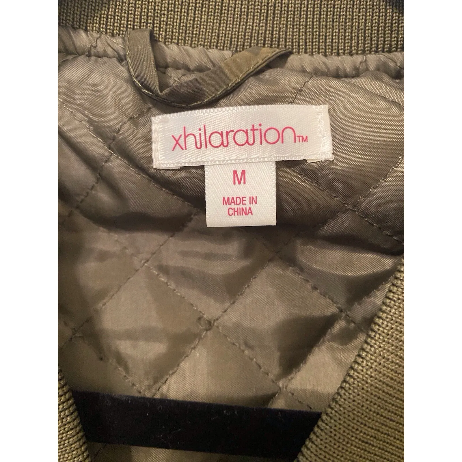 Xhilaration women's/junior bomber Camo jacket‎ Size Medium - Image 2