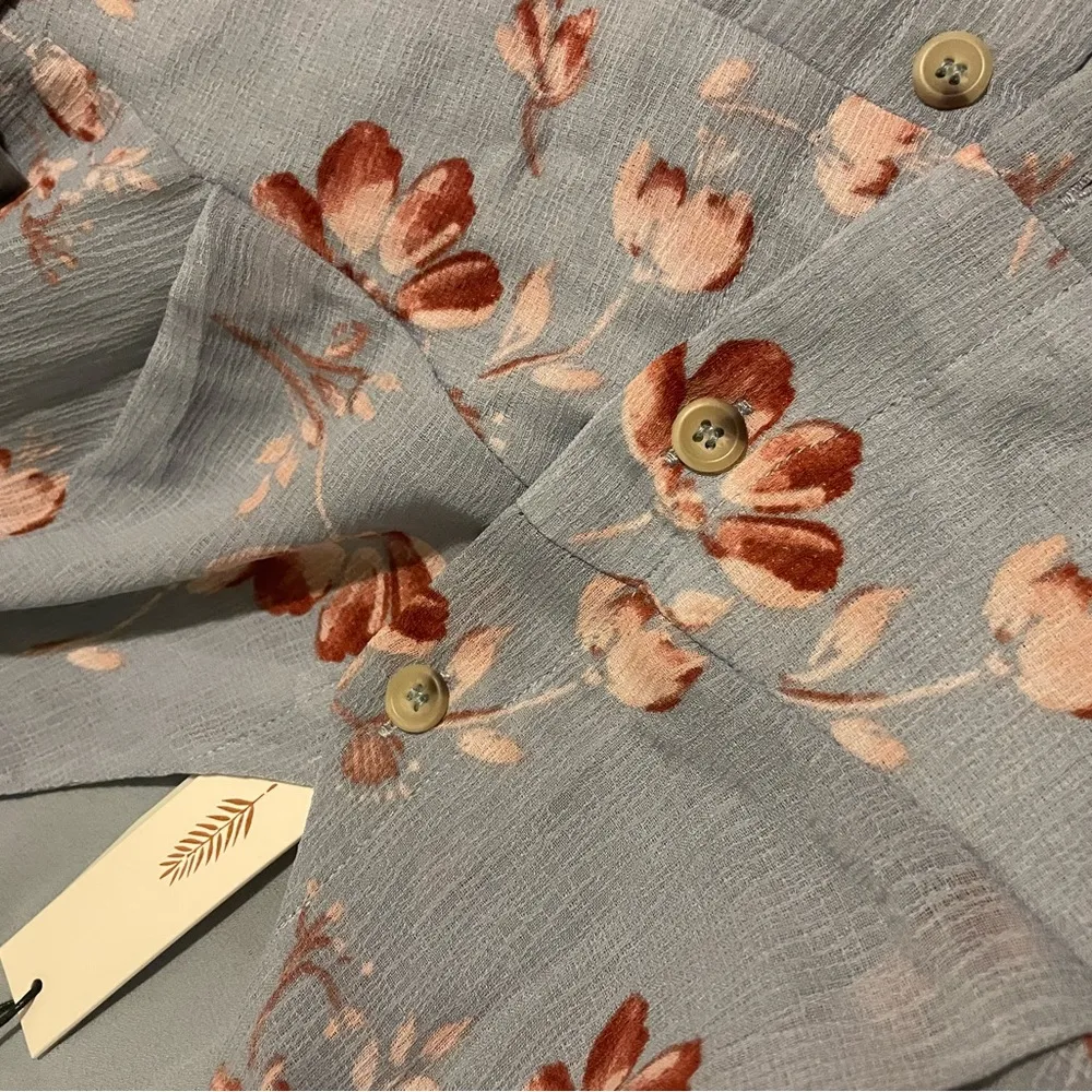 JUNE & HUDSON Elbow Tie Sleeve Floral Button Dress in Medium - Image 3