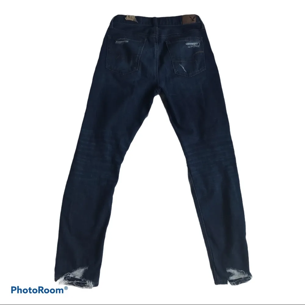 American Eagle Vintage Distressed Mom Jeans Size 4 Long - Image 5