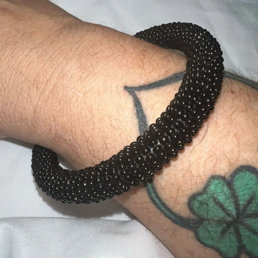 Nogu Raven |‎ Himalayan Glass Bead Bracelet Black - Image 5